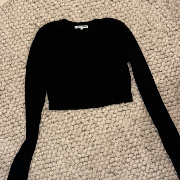 Verona Crop Long Sleeve in Black
COTTON CITIZEN - Picture 6 of 8